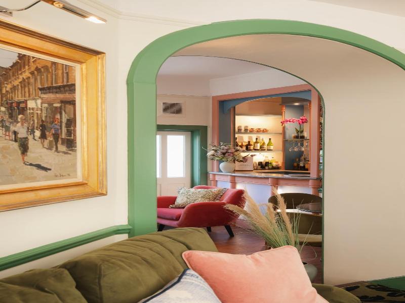 Harington's Hotel image