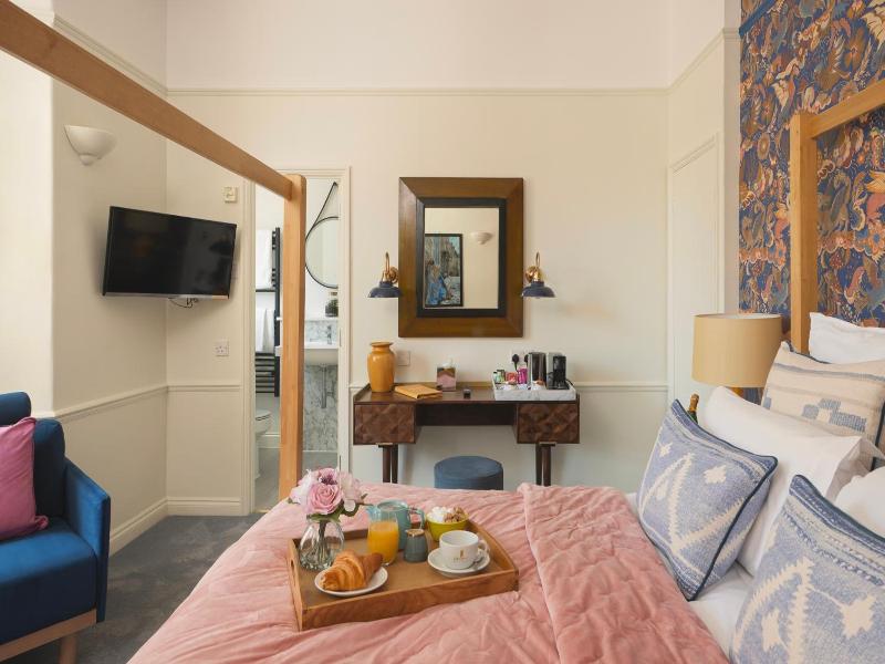 Harington's Hotel image