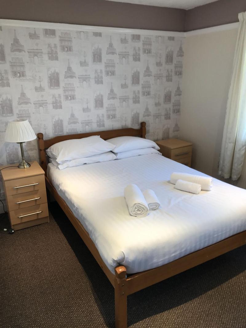 Queens Plaza Hotel image