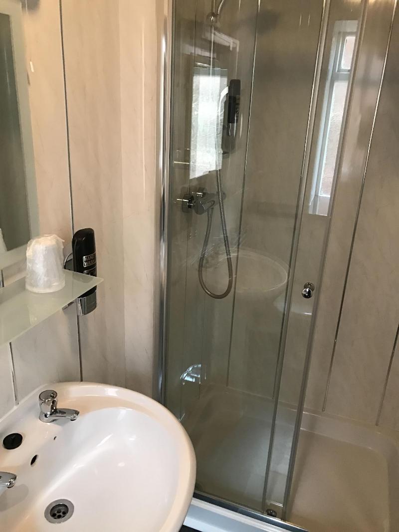 Queens Plaza Hotel image