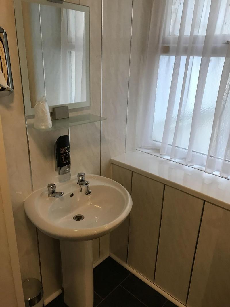 Queens Plaza Hotel image