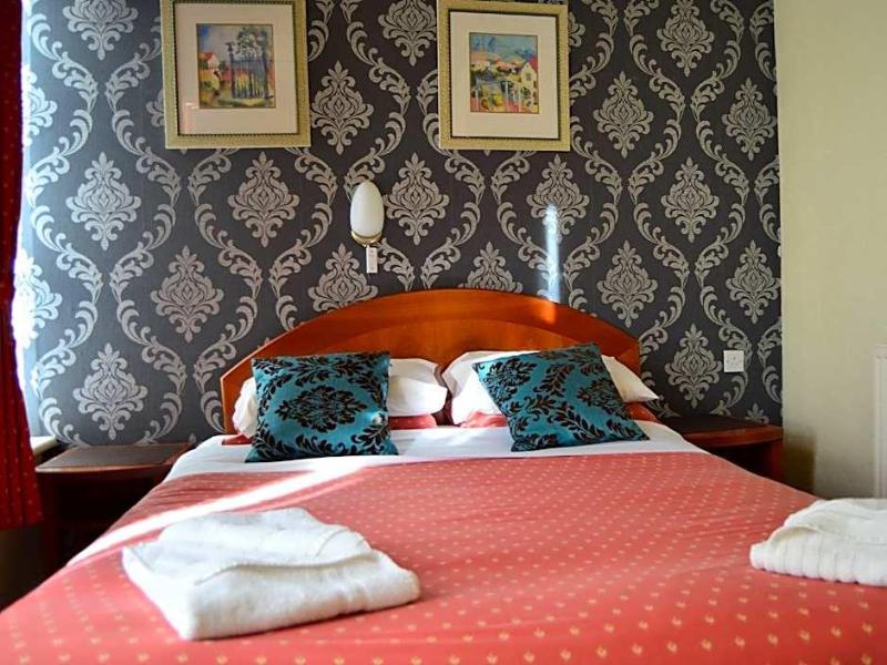 The Oak Lea Hotel image