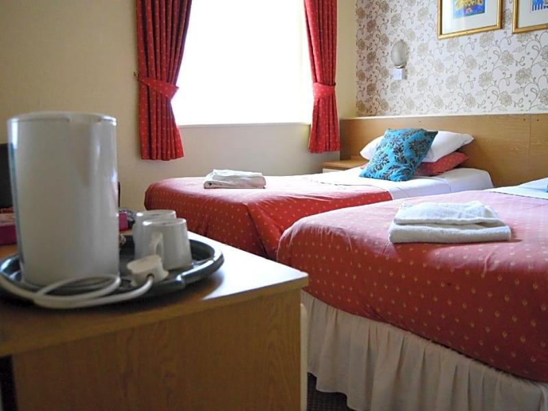 The Oak Lea Hotel image