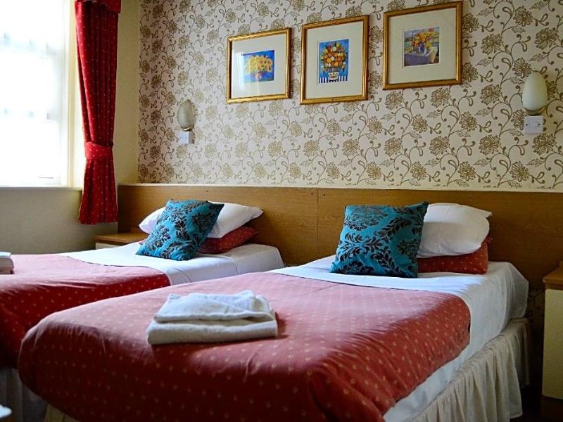 The Oak Lea Hotel image