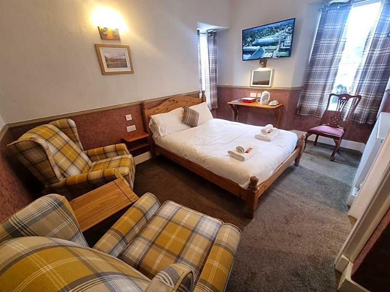 Roy Bridge Hotel image