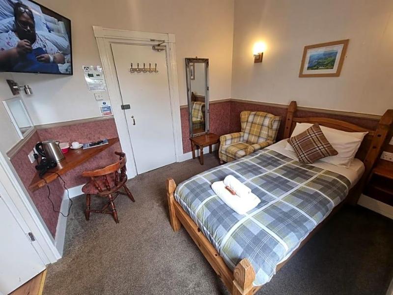 Roy Bridge Hotel image
