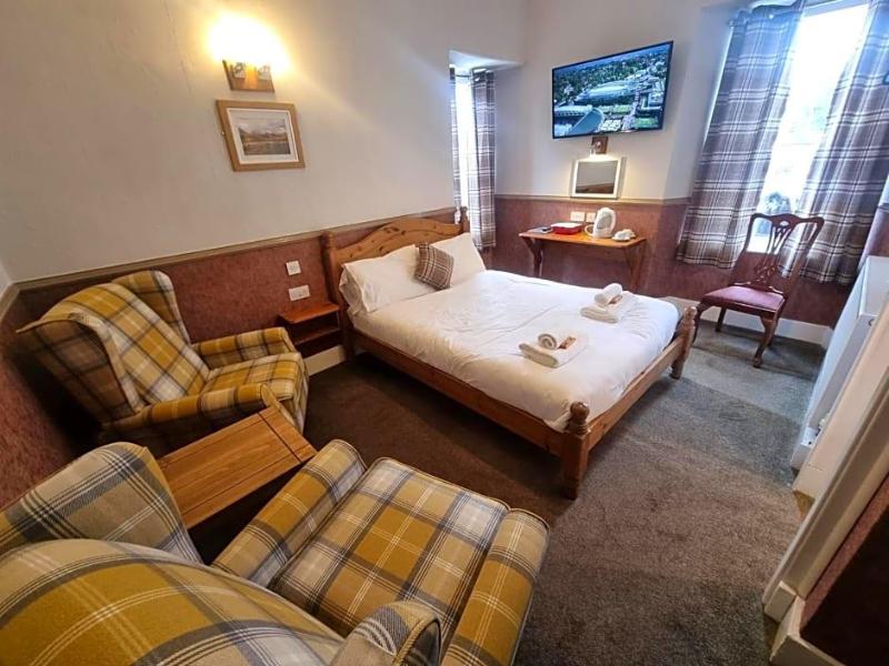 Roy Bridge Hotel image