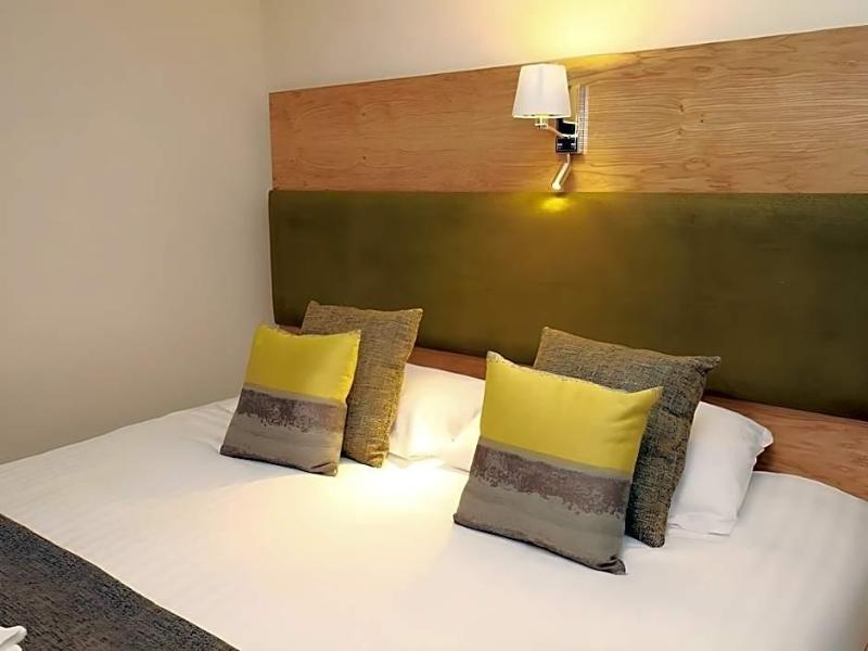 The Famous Star Hotel