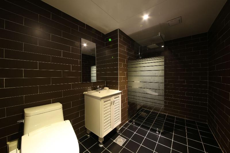 Winner Hotel image
