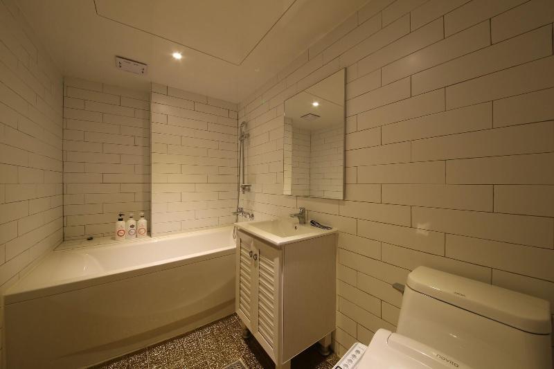 Winner Hotel image