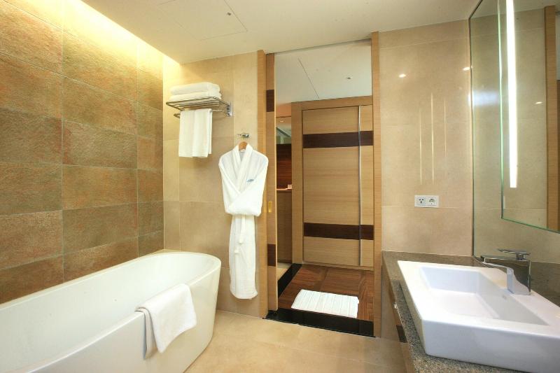 High1 Grand Hotel Convention Tower (Convention Hot image