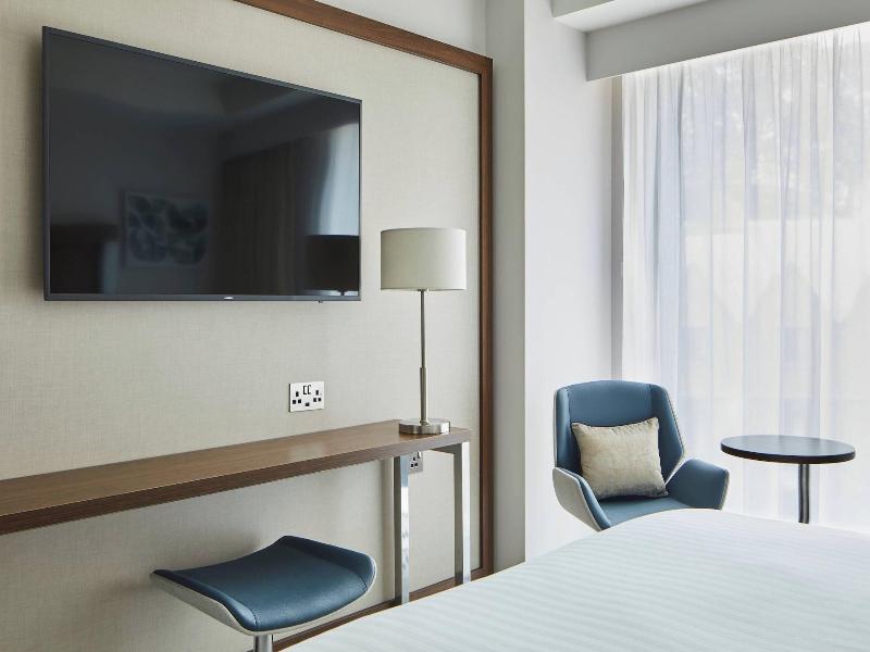Courtyard By Marriott Oxford City Centre image