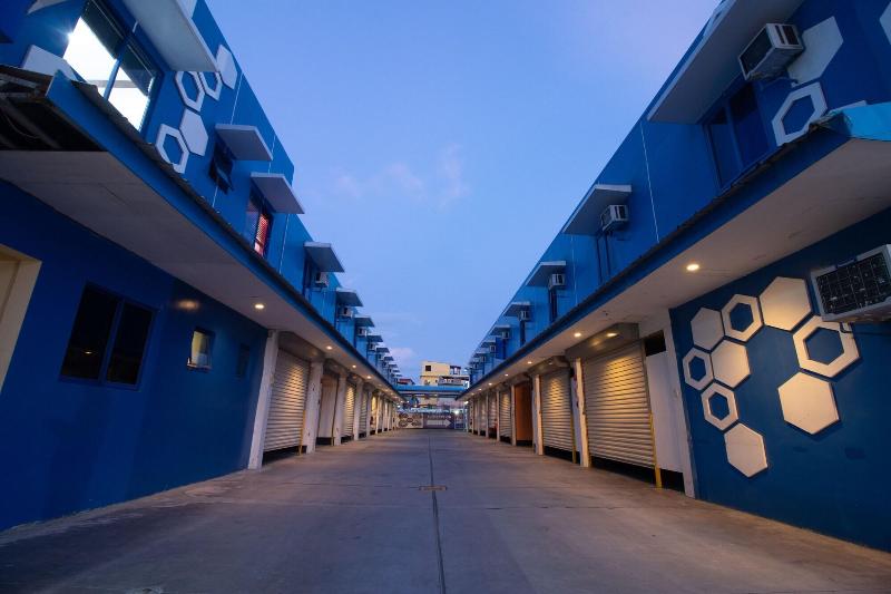 Hotel Dreamworld Las Pinas image