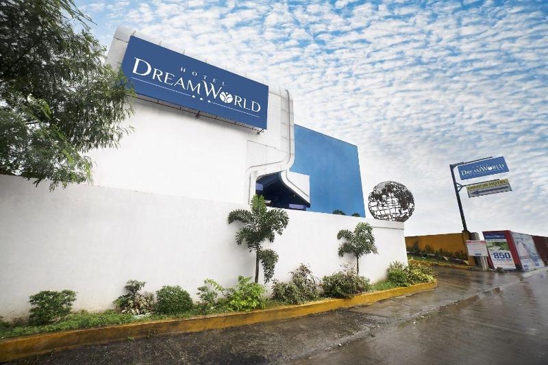 Hotel Dreamworld Las Pinas image