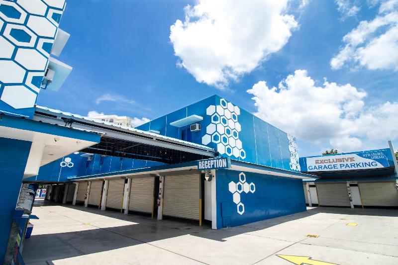 Hotel Dreamworld Las Pinas image
