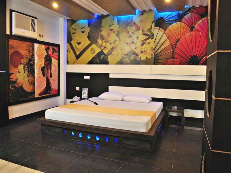 Hotel Dreamworld Las Pinas image
