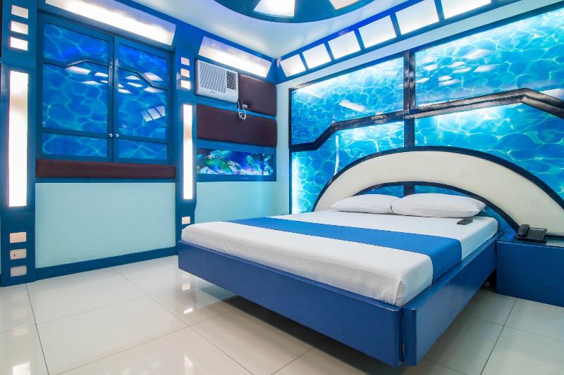 Hotel Dreamworld Las Pinas image