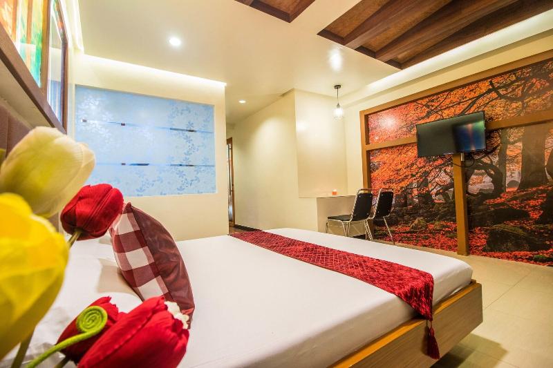 Hotel Dreamworld Las Pinas image