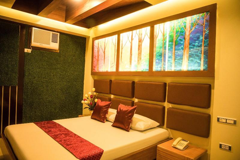 Hotel Dreamworld Las Pinas image