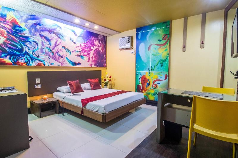 Hotel Dreamworld Las Pinas image