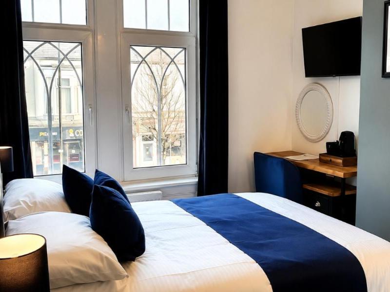 Clifton Guest House image