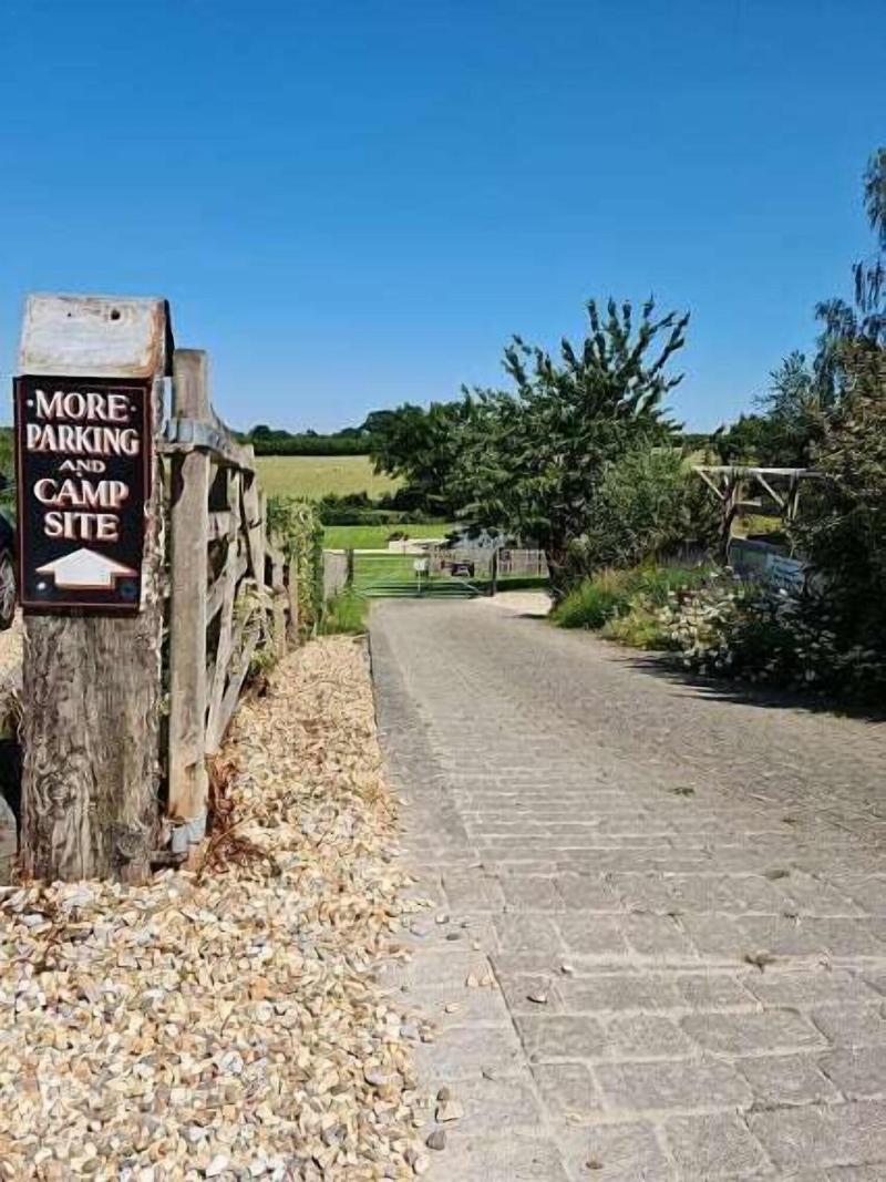 The Masons Arms image