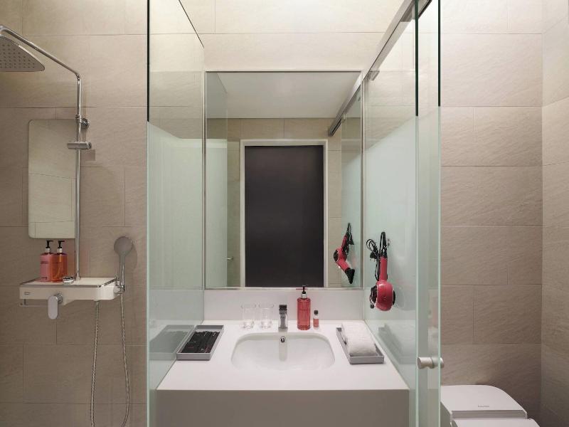 Moxy By Marriott Seoul Insadong image