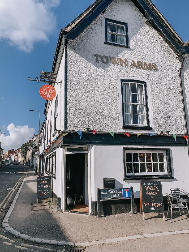 The Town Arms — general view
