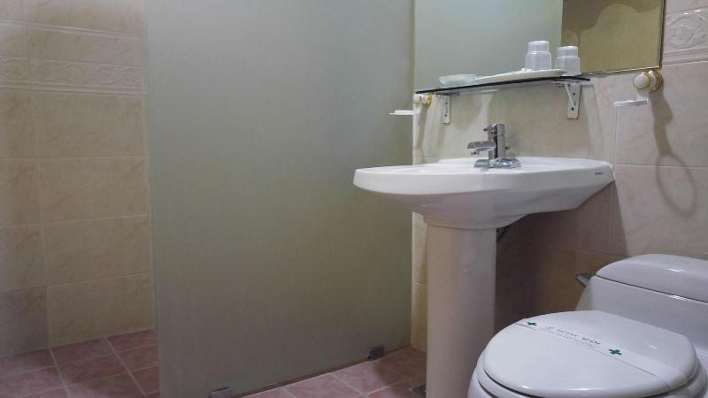 Loa Hotel image