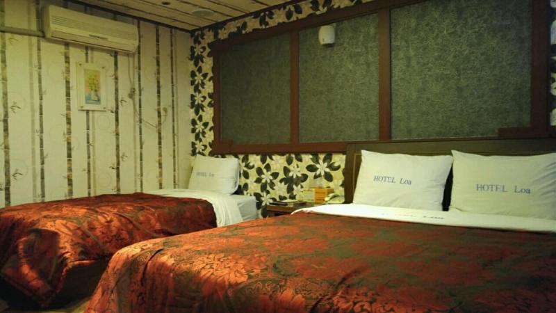 Loa Hotel image