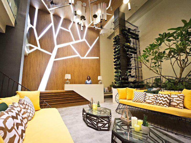 Ferra Hotel And Garden Suites