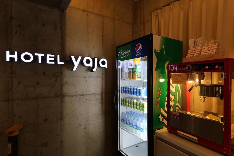 Hotel Yaja West Gate image