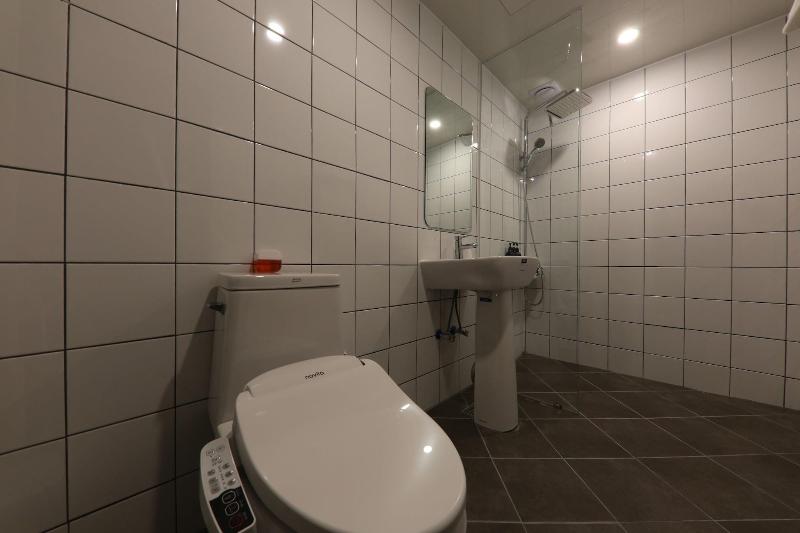 Hotel Yaja West Gate image
