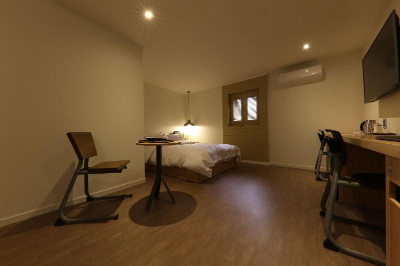 Hotel Yaja West Gate image