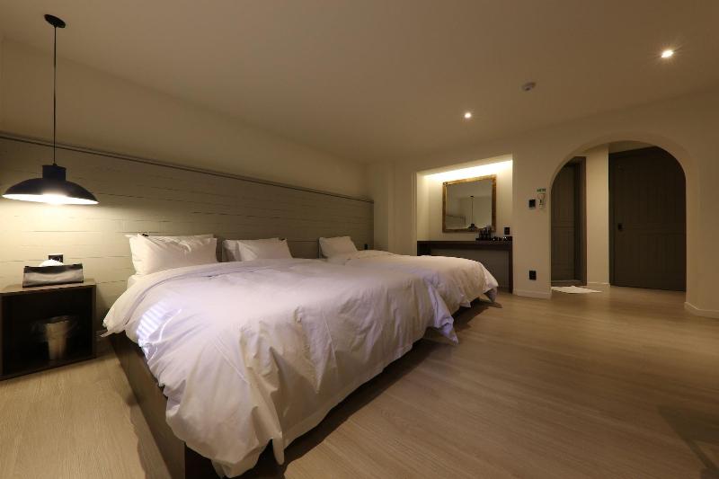 Hotel Yaja West Gate image