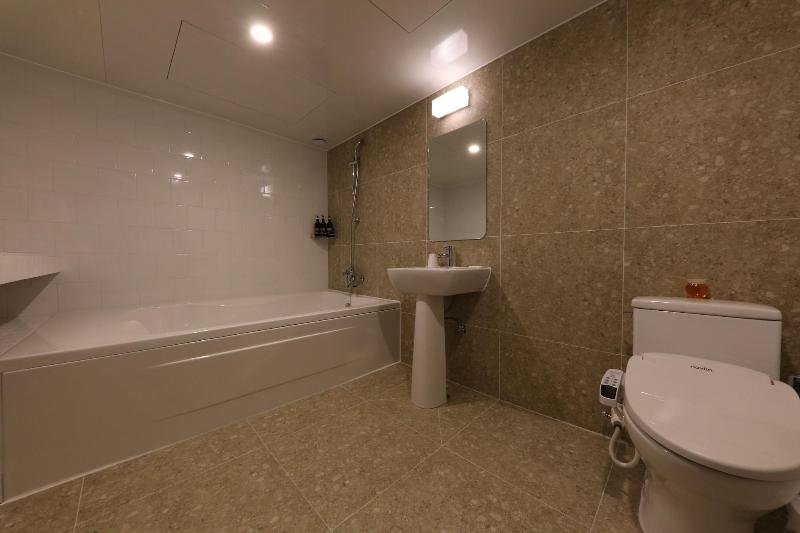 Hotel Yaja West Gate image