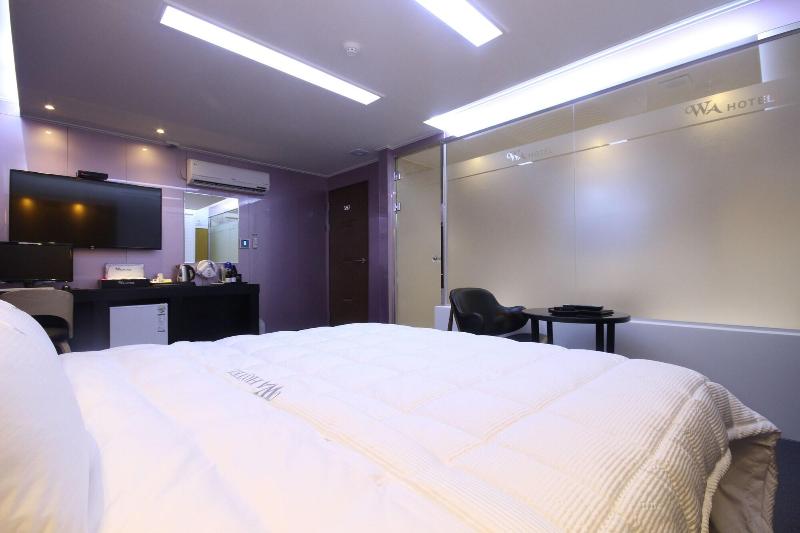 Wa Hotel Nampo image