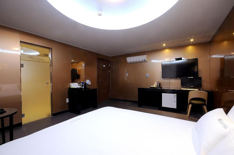 Wa Hotel Nampo image