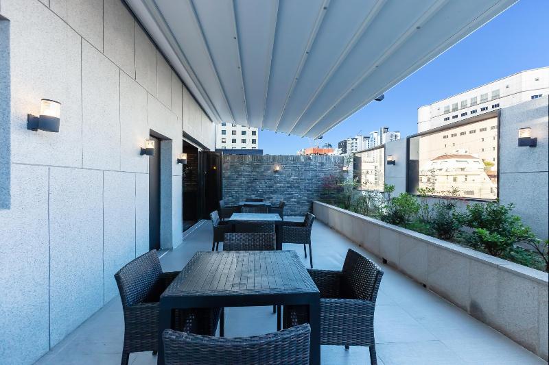 Brown Dot Hotel Beomil image