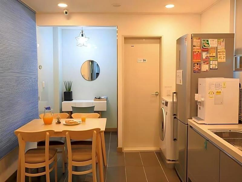 Maison Mini Hotel image