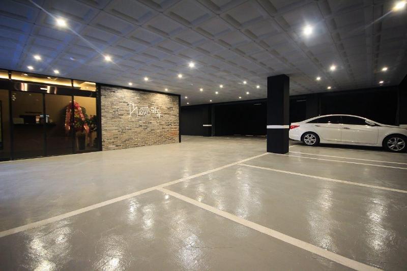 Kanu Hotel image
