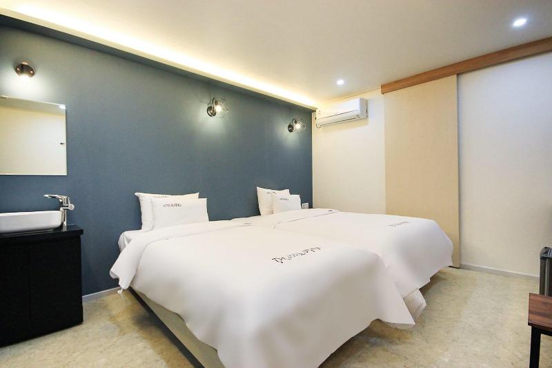 Kanu Hotel image