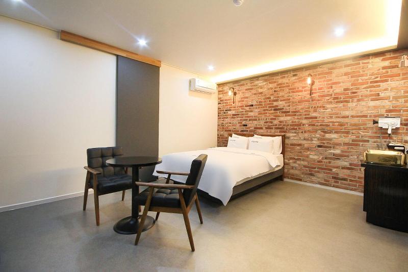Kanu Hotel image