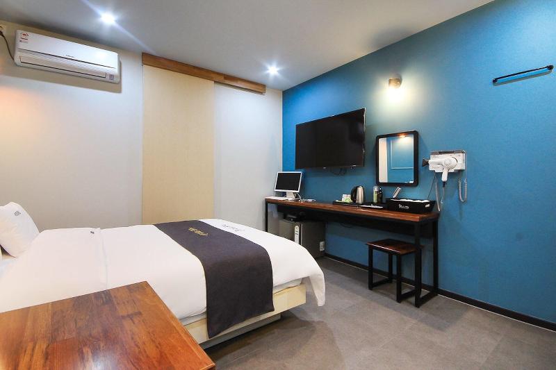 Kanu Hotel image