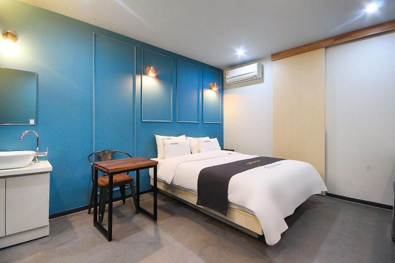 Kanu Hotel image