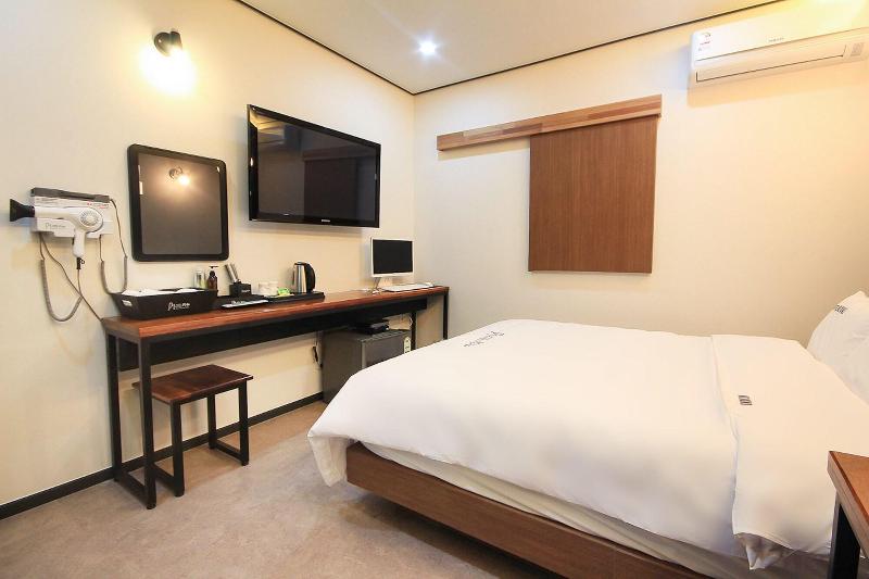 Kanu Hotel image