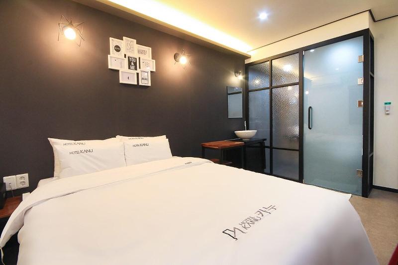 Kanu Hotel image