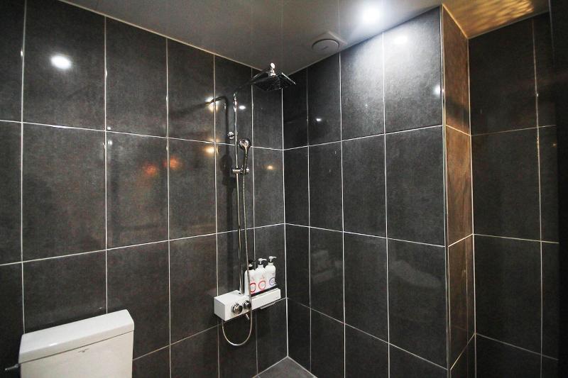 Kanu Hotel image