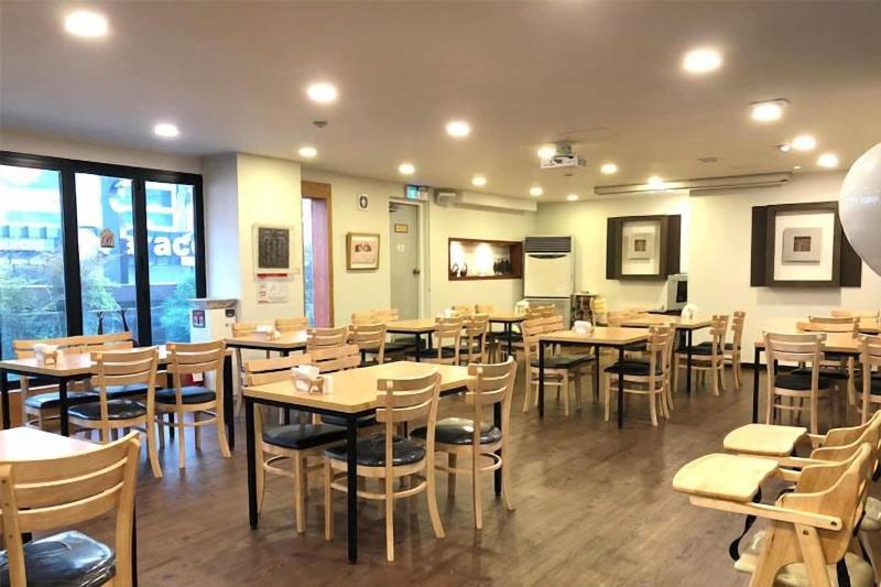 Jeonju Hansung Tourist Hotel image