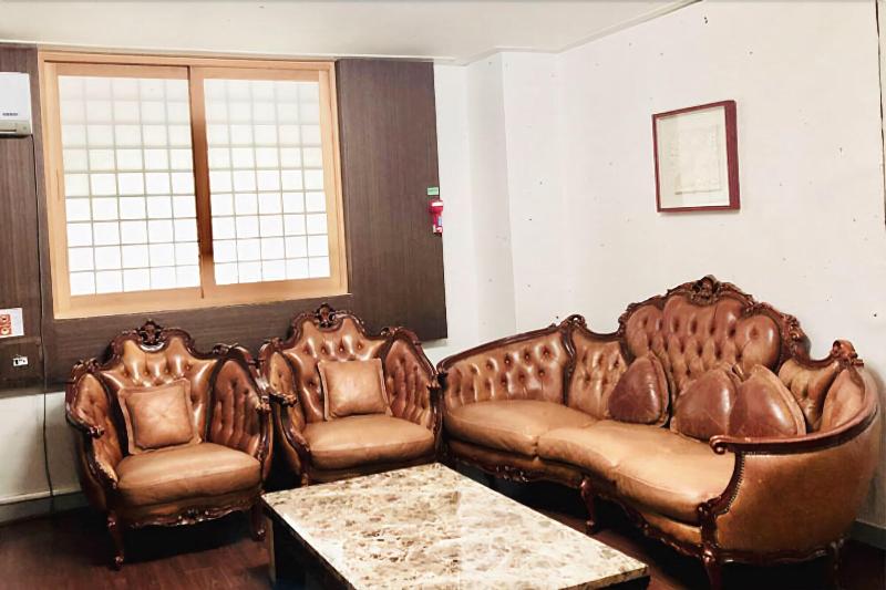 Jeonju Hansung Tourist Hotel image